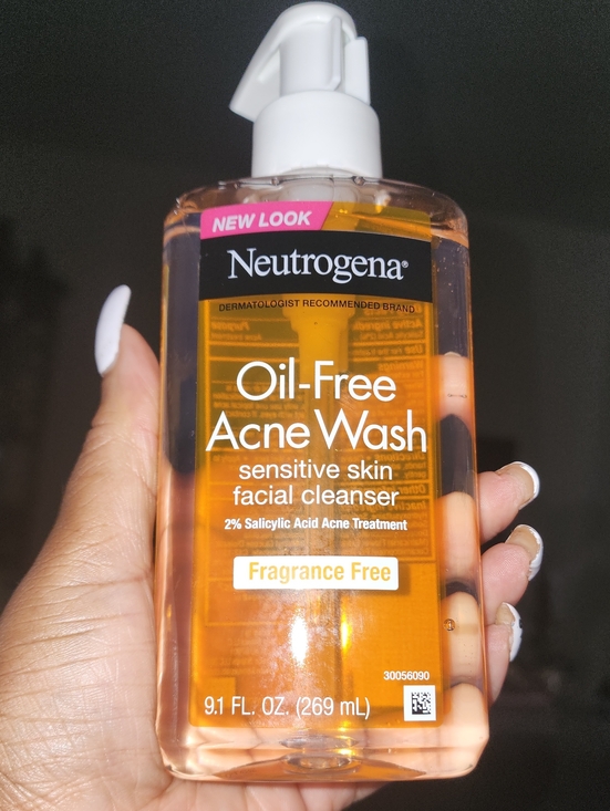 Neutrogena Other - Neutrogena Oil-Free Acne Wash Sensitive Skin Facial Cleanser 9.1oz